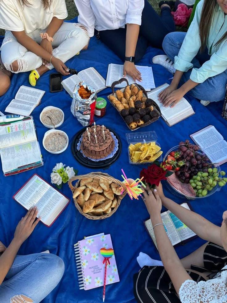 English Club — Conference 2025